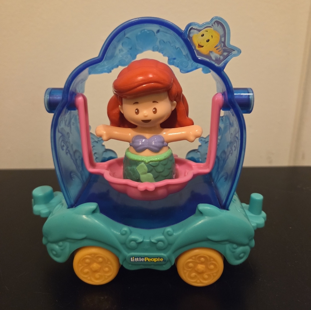 Disney Princess Parade Floats Little People Moana Belle Ariel Anna Elsa Olaf - Picture 5 of 8